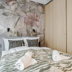 Apartament Stylowe Very Berry W Poznaniu Z Parkingiem I Balkonem By Renters