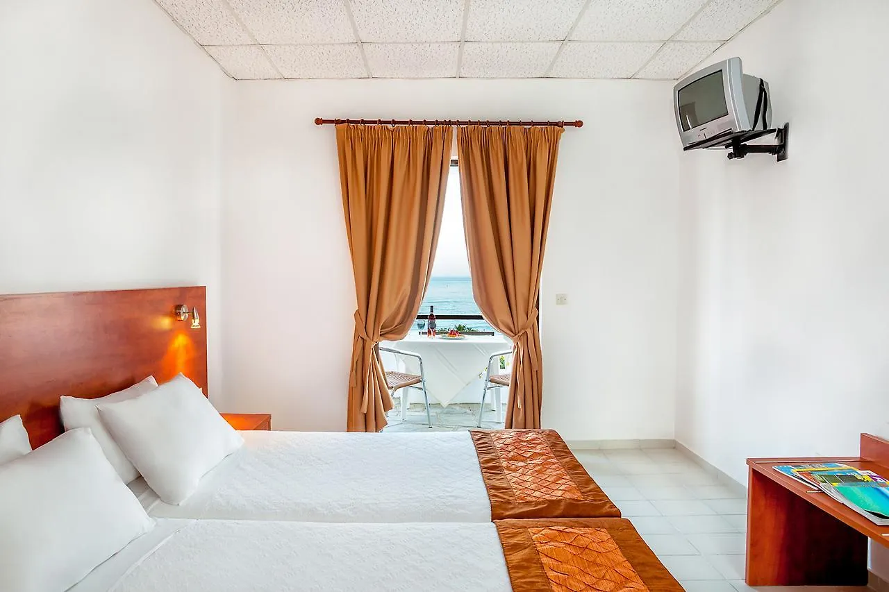 Xenios Dolphin Beach Hotel Possidi