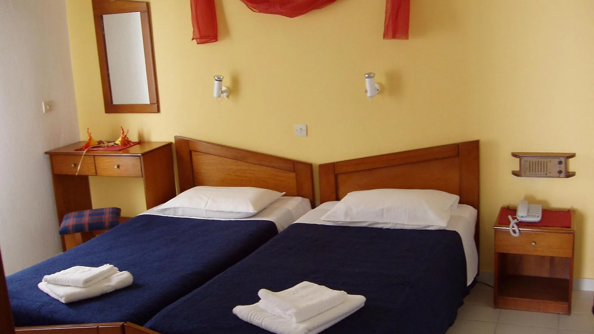 Xenios Dolphin Beach Hotel Possidi Grecia